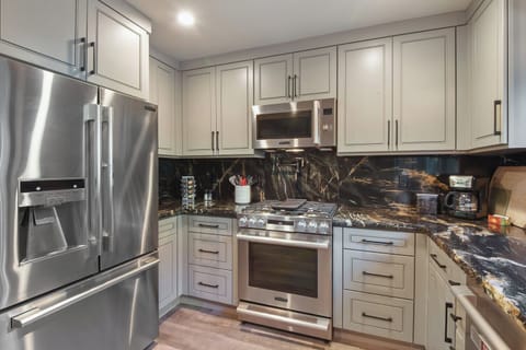 Kitchen has everything you will need to make that romantic dinner or dinner for the whole family