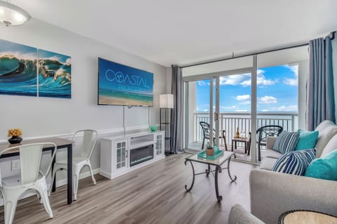 Bring your family together and plan your activities while seated in this cozy living area!
