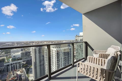 Step onto your private balcony & soak in breathtaking Miami views.