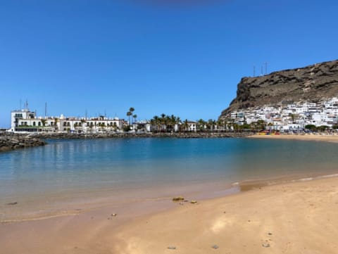 Apartment, 1 Bedroom, Smoking, Balcony | Beach