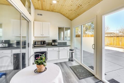 Apartment (0 Bedroom) | Interior