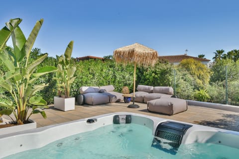 e3f80cd8-a591-499a-9568-027128f44bd8