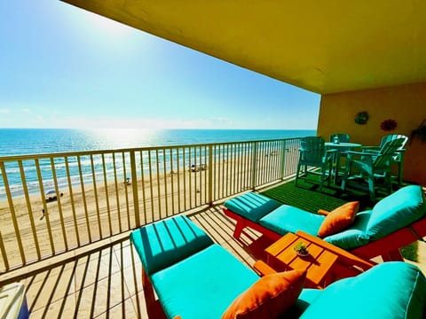 Large OVERSIZED balcony with NEW Polywood furniture