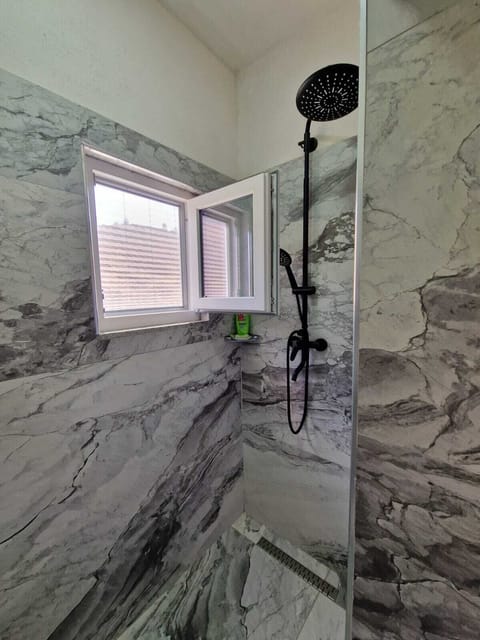 Comfort Triple Room, Balcony, Mountain View | Bathroom | Shower, bathrobes, slippers, towels