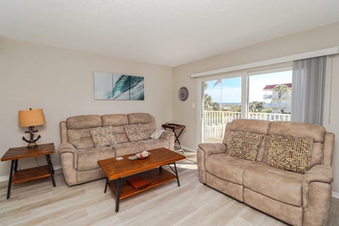 St. Augustine Beach Rentals Living Room