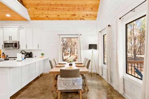 Whip up your favorite meals in our fully equipped kitchen. Bon appétit!