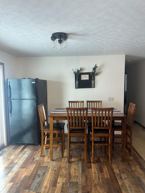 Image picker 9600A337 8FE7 4E5B BBAD D2444A2DBACE 22109 00000A6C9D1FA2F2