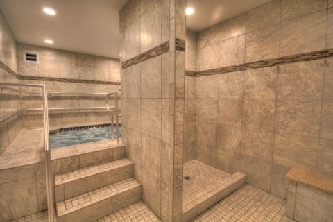 Studio | Spa | Hot tub