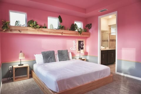 King bed (Master)