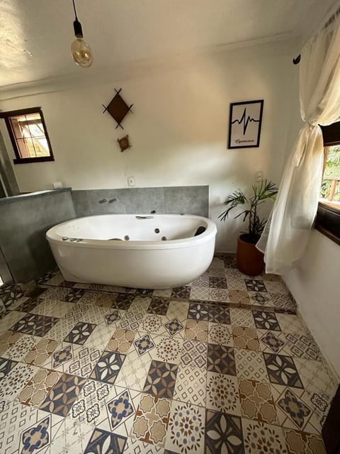 Exclusive Twin Room | Bathroom | Hair dryer, towels, soap, shampoo