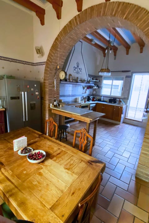 Shared Dormitory, 1 Bedroom, Smoking, Mountain View | Interior