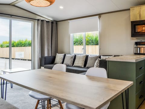 Dining Area | Pine Meadows Retreat - Harwood Properties, Wilberfoss