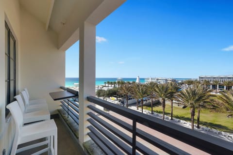 WELCOME TO SUNSET DREAMS IN SEASIDE, FLORIDA!