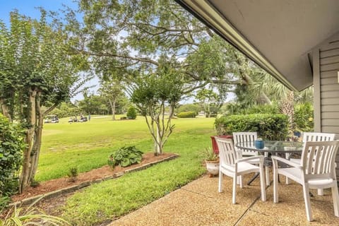 Private Patio Overlooking Golf Course!