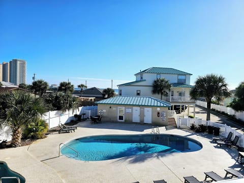 2nd floor Balcony Pool Side View