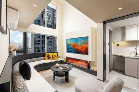 Classic Suite | Laptop workspace, blackout drapes, soundproofing, free WiFi