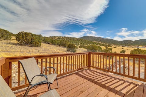 Eagar Vacation Rental | 4BR | 3BA | 2,000 Sq Ft | Stairs Required