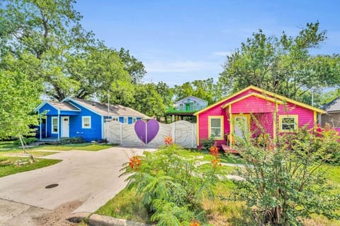 1605ALAMOST-BLUEHOUSE-53020