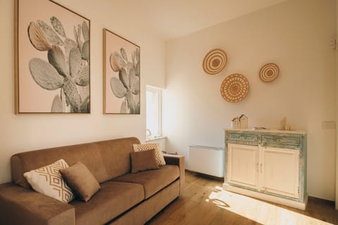 Suite 13 A (1)