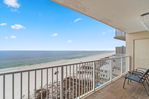Condo, Multiple Beds (Shoalwater 1005) | Property grounds