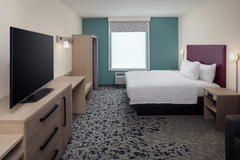 Individually decorated, individually furnished, desk, laptop workspace