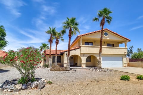 Spacious Pet Friendly Home