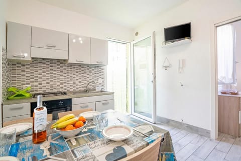 Kitchen and dining area