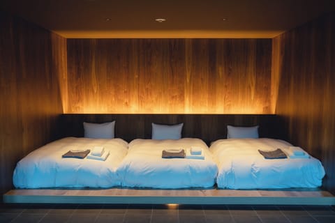 Compact Suite | 1 bedroom, free WiFi, bed sheets, wheelchair access