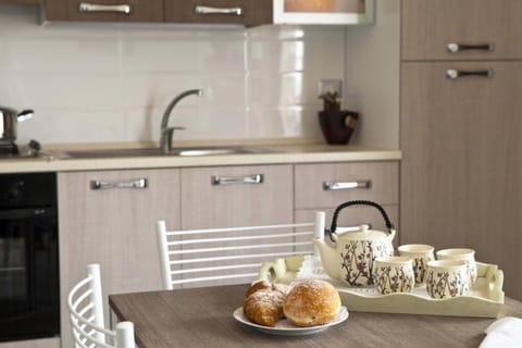 Comfort Room | Private kitchen