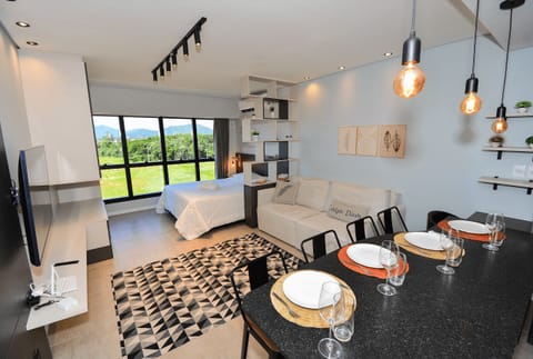 Bedroom,Living Room