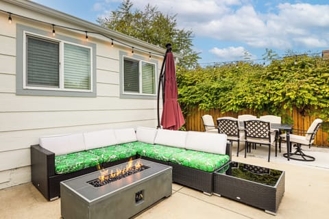 Arvada Vacation Rental | 3BR | 2BA | 1,100 Sq Ft | 2 Steps Required