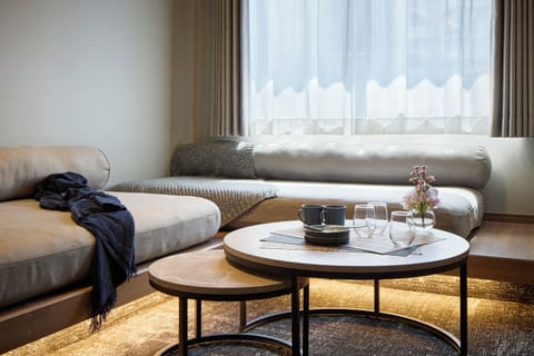 Deluxe Apartment, 2 Bedrooms | Down comforters, in-room safe, free WiFi, bed sheets