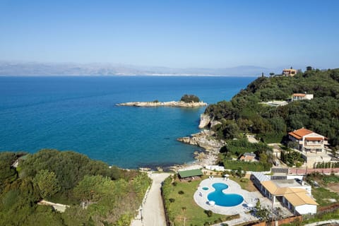 Garden, Pool, Scenic View