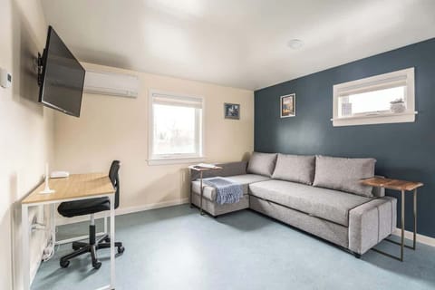 #StayInMyDistrict #Boise #EastEnd #SpudNest #BookDirect