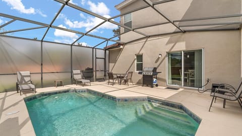 Private Swimming Pool with Sun Loungers
