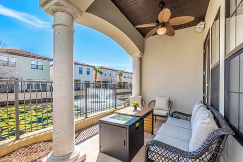 Back Patio with Fountain View