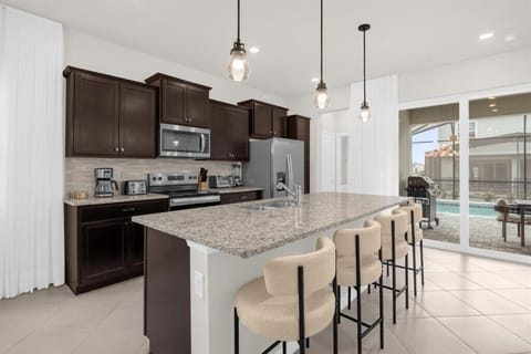 15948CapeCoralLoop(7)