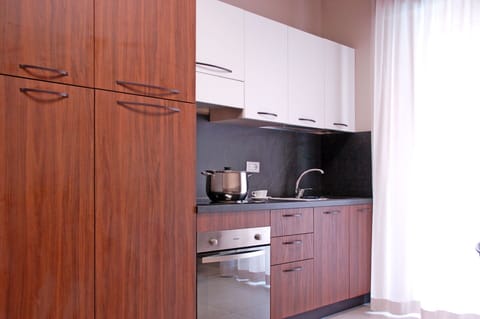 Autumn, Kitchen, Spring, Summer