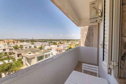 Autumn, Balcony / Terrace / Patio, Spring, Summer