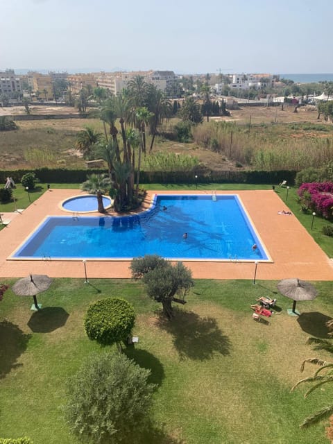 2 outdoor pools, open 9:00 AM to 8:00 PM, pool umbrellas, sun loungers