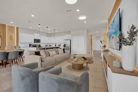 15981 Cape Coral Loop (2).jpg