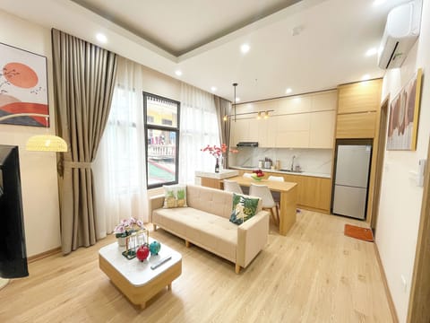 Standard Double Room, City View | Desk, soundproofing, free WiFi