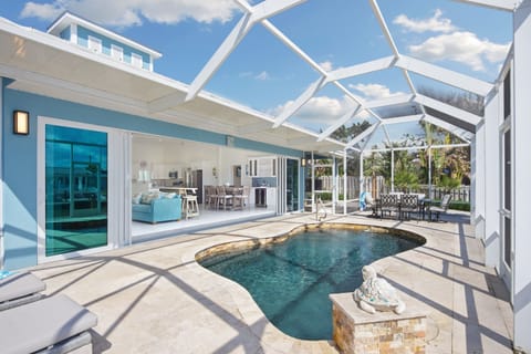 Pool and Lanai