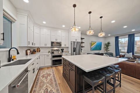This spacious, fully equipped kitchen is a chef's dream!