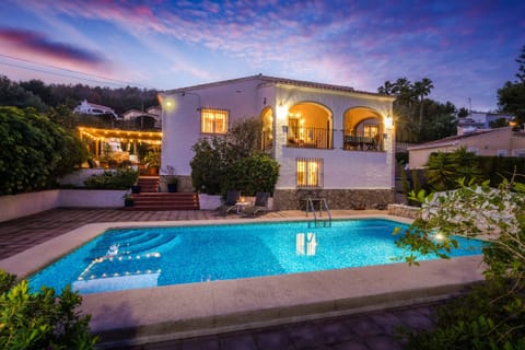 Casa Lantana by Night