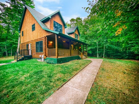 Tucked among the trees, this Sister Bay log cabin is the ideal getaway for nature lovers.