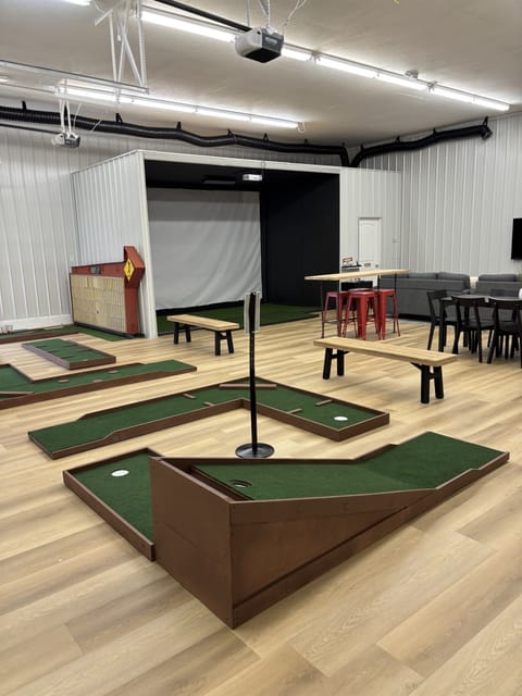 Test your driving skills on the golf simulator