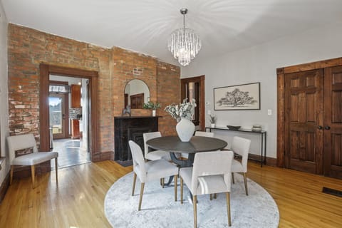 Welcome to Vintage Bricks!