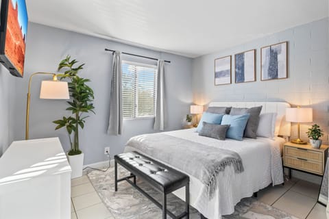 Queen bedroom