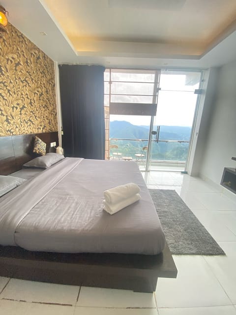 Superior Double Room, Balcony, Hill View | In-room safe, individually decorated, individually furnished, desk